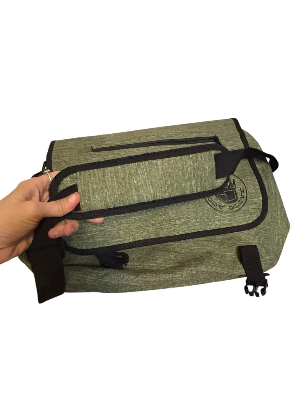 Body Glove Green Messenger Bag | Adjustable Crossbody Travel Bag